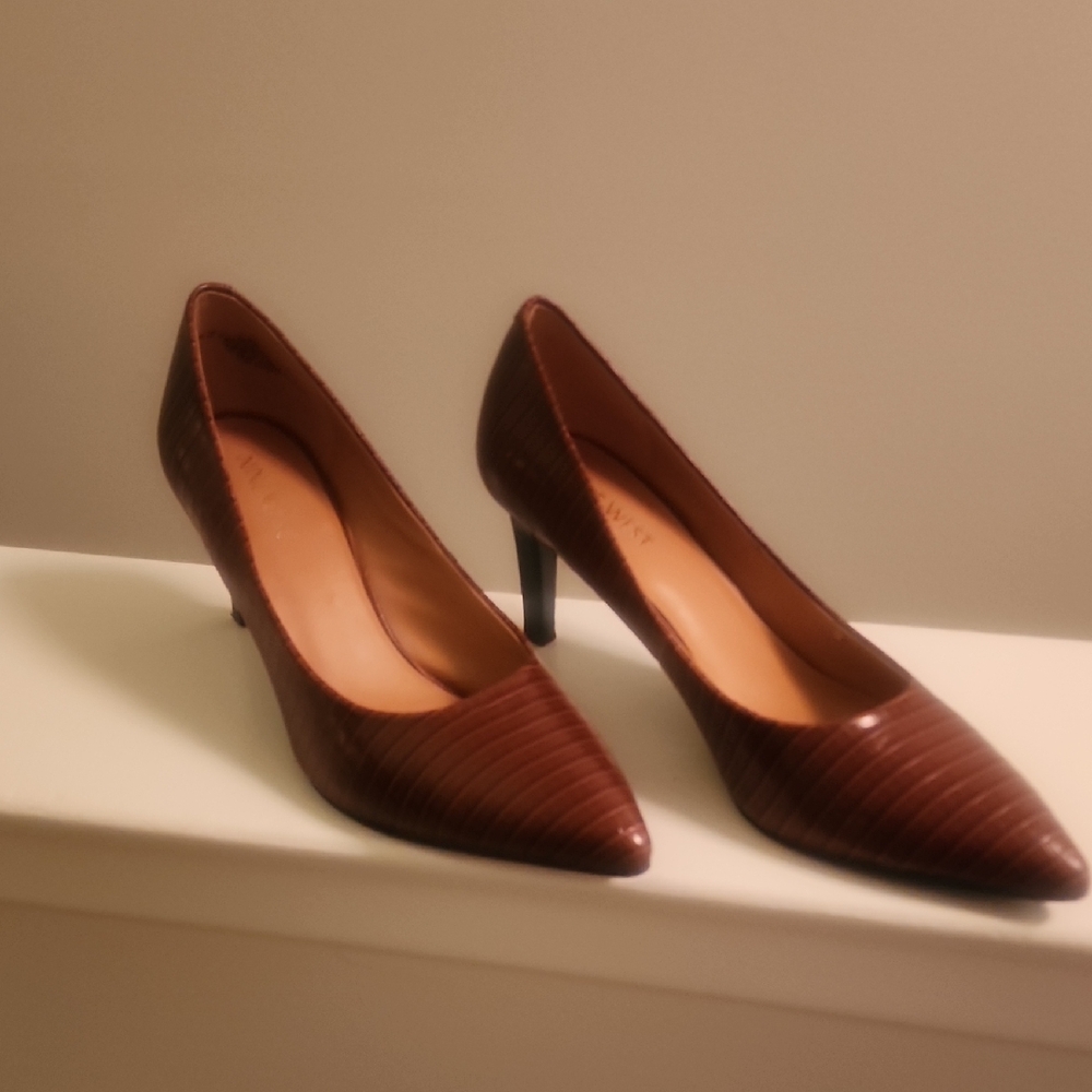 Nine West Brown Textured Heels